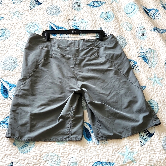 Mens Columbia Omni-Shade shorts size 38 - Picture 2 of 4